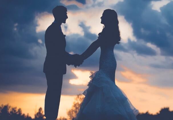 周小鹏《科学爱商修炼术》教你全方位攻克婚姻难题